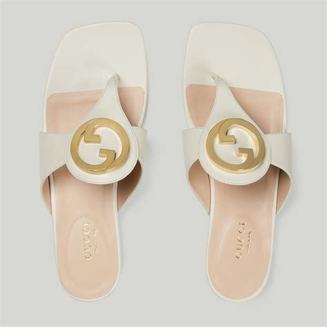 Tongs & claquettes Gucci pour femme .